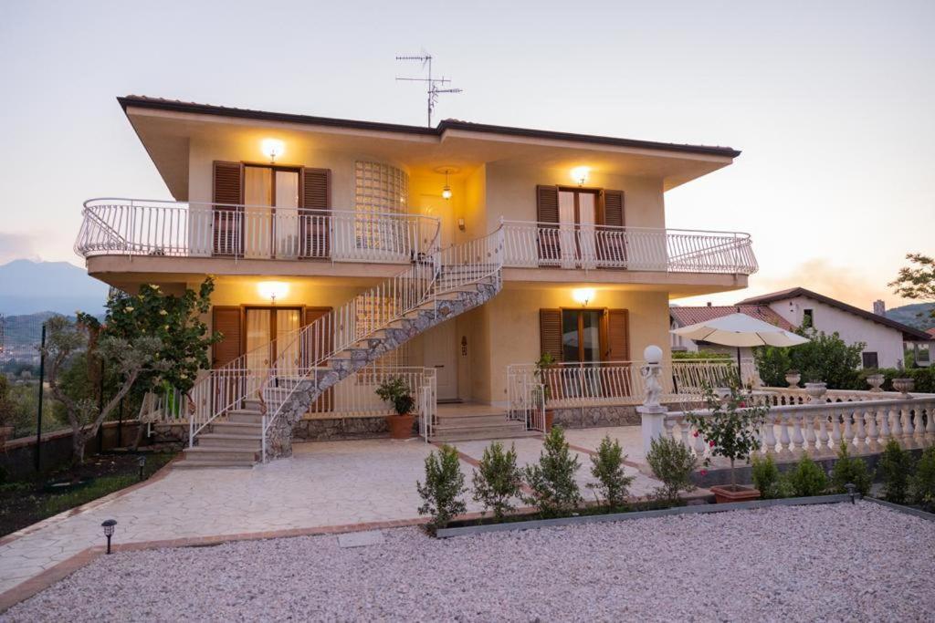 Villa Graziosa Trappitello Buitenkant foto