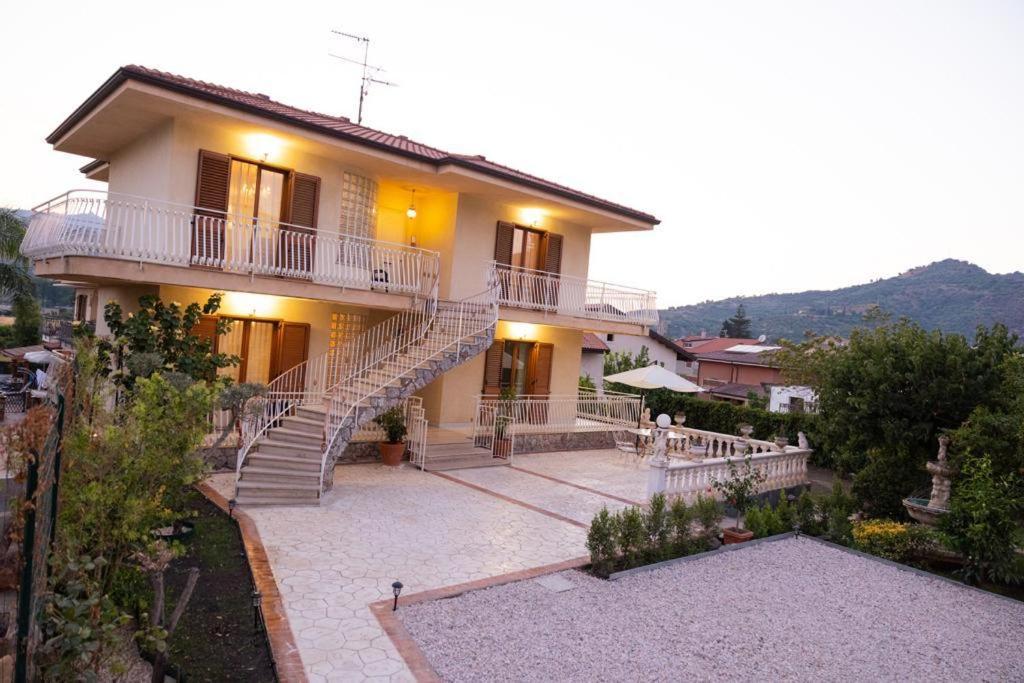Villa Graziosa Trappitello Buitenkant foto
